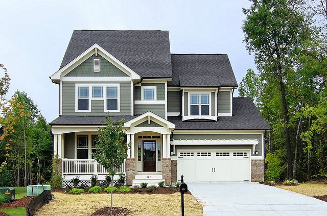 real estate broker Toronto home